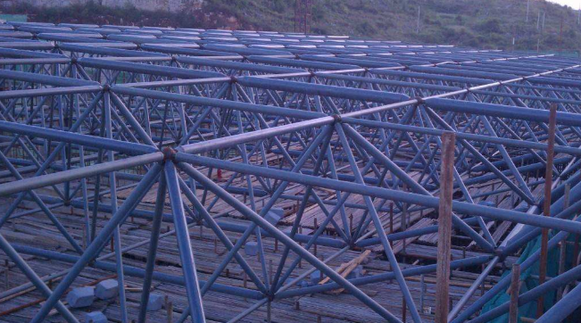 玉树概述网架加工中对钢材的质量的过细恳求